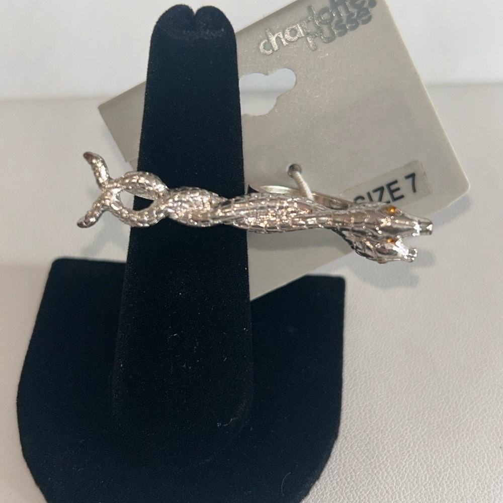 Vintage Charlotte Russe Silver Rhinestone Eyes Twisted Snakes 2 Finger Ring